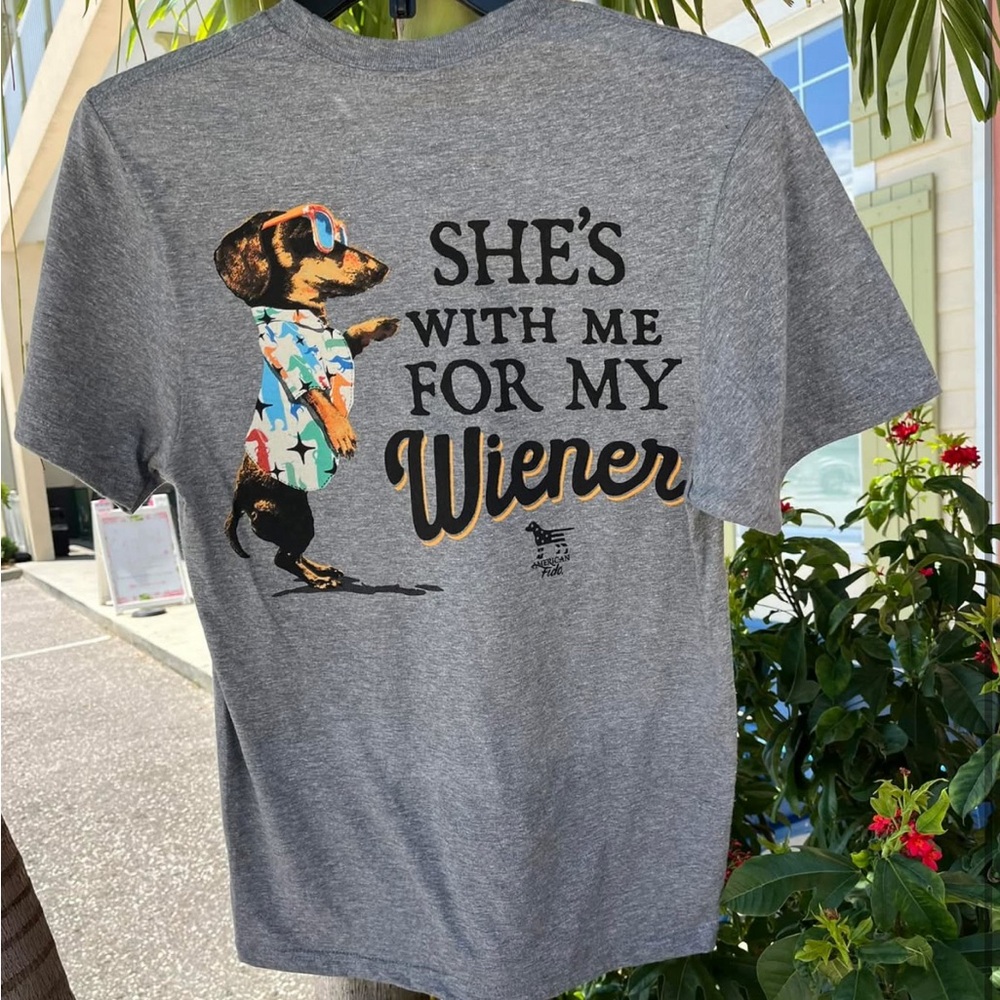 Fun Graphic T-Shirt with Dachshund / wiener print